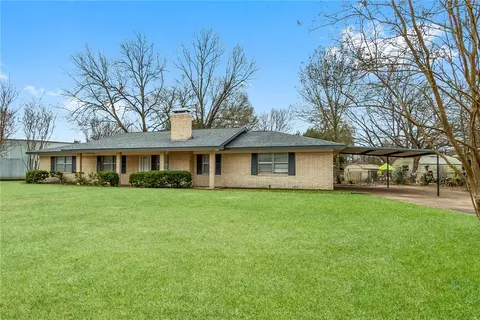 607 Frye St, Crockett, TX 75835