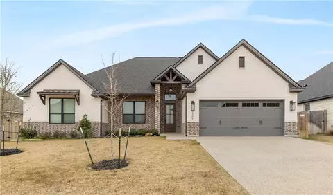 1306 Crystal Ln, College Station, TX 77845