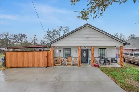 1200 California St, Bryan, TX 77803 photo 1
