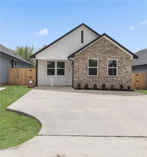 1405 Conner St, Bryan, TX 77808