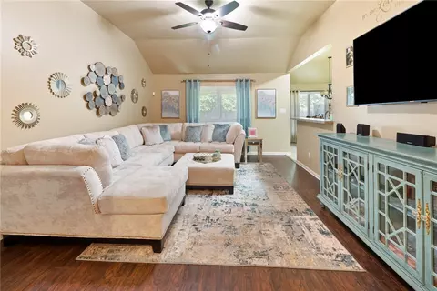 3215 Timberline Dr, Bryan, TX 77803 photo 6