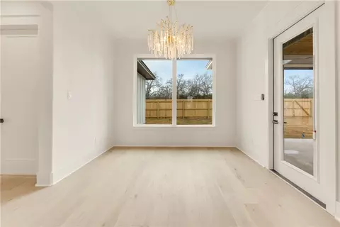 2916 Captain Ct, Bryan, TX 77808 photo 9