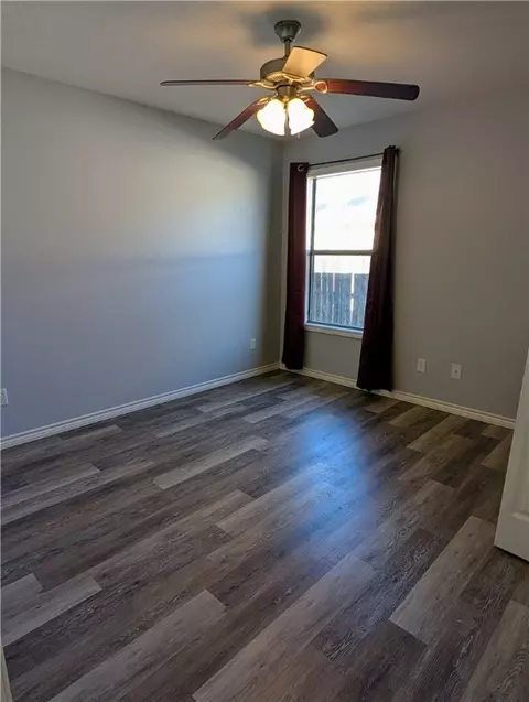 3903 High St, Bryan, TX 77808 photo 8