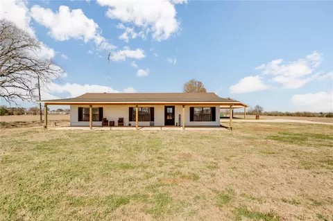 7787 Sunbelt Rd, Iola, TX 77861