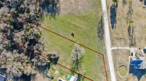231 Dewey Ln, Franklin, TX 77856
