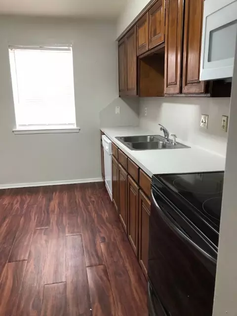 1305 W Villa Maria Road F103, Bryan, TX 77801