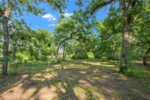10187 Hampton Ct, Iola, TX 77861 photo 28