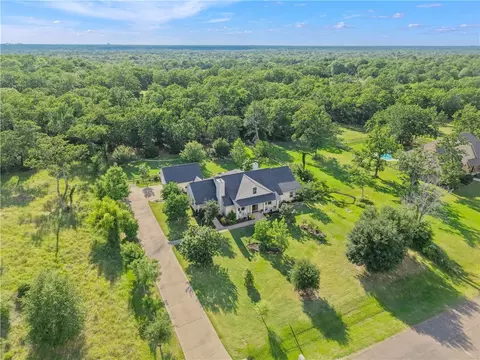 10187 Hampton Ct, Iola, TX 77861 photo 24