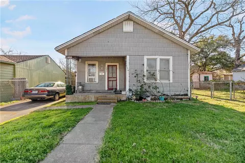 1007 E 28th St, Bryan, TX 77803