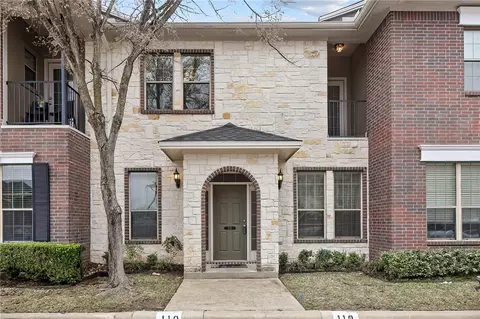 110 Forest Dr, College Station, TX 77840