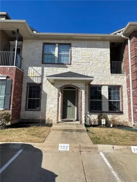 302 Forest Dr, College Station, TX 77840