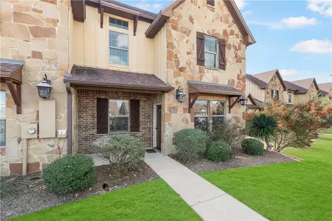 3334 Airborne Ave, College Station, TX 77845