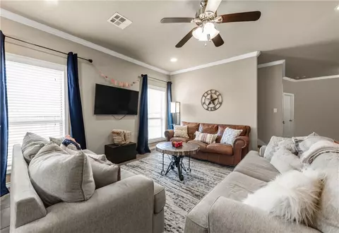 Living - 3110 Claremont Dr, College Station, TX 77845 photo 1 of 1