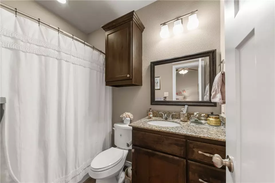 Bath - 3110 Claremont Dr, College Station, TX 77845 photo 1 of 4