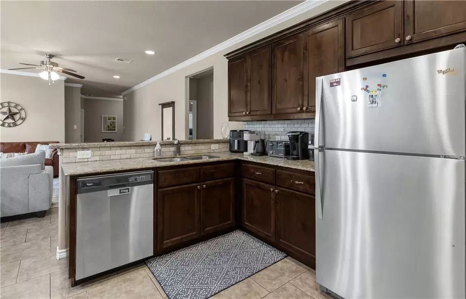 Kitchen - 3110 Claremont Dr, College Station, TX 77845 photo 2 of 2
