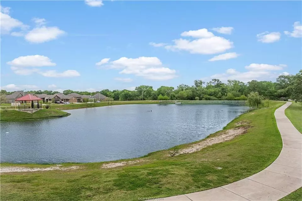 View/Area - 2038 Sorrento Ct, Bryan, TX 77808 photo 2 of 2