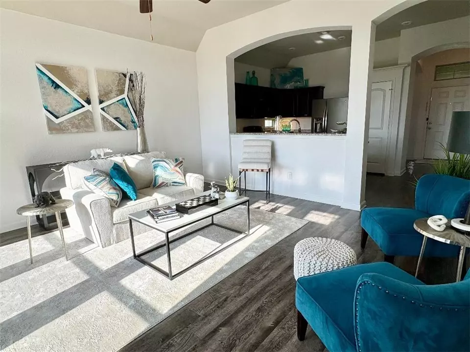 Living - 2038 Sorrento Ct, Bryan, TX 77808 photo 2 of 3