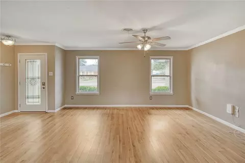 1209 Esther Blvd, Bryan, TX 77802 photo 7