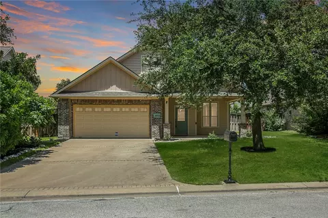 3913 Lienz Ln, College Station, TX 77845