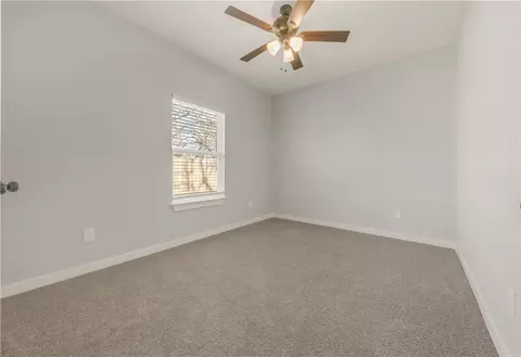 2007 Willhelm Dr, Bryan, TX 77803 photo 6