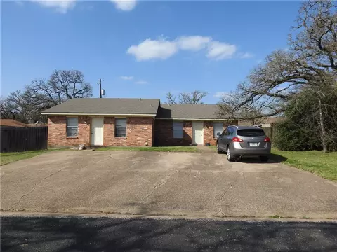 808 Frio Cir, Bryan, TX 77801