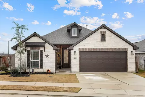 5901 Eldora Dr, College Station, TX 77845