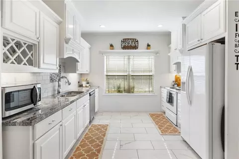 Kitchen - 399 Wallace St, Bryan, TX 77803 photo 3 of 3