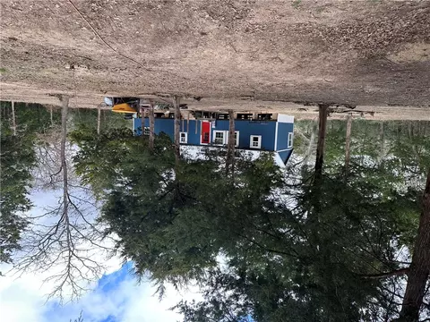 341 Little Berry Rd, Somerville, TX 77879