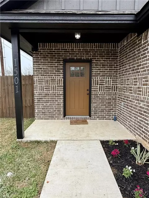 Exterior - 1501 Conroy St, Bryan, TX 77808 photo 3 of 3