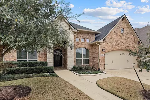 5130 Stonewater Loop, College Station, TX 77845