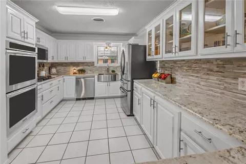 3802 Kelli Ln, Bryan, TX 77802 photo 15