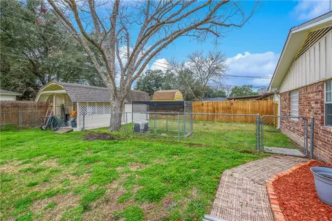 3802 Kelli Ln, Bryan, TX 77802 photo 47