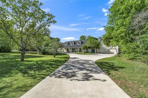 1501 Bluebonnet Dr, College Station, TX 77845