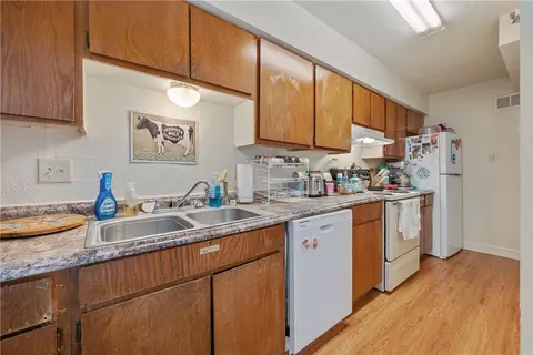 4205 Boyett A-d, Bryan, TX 77801 photo 5