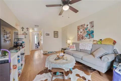 4205 Boyett A-d, Bryan, TX 77801 photo 4