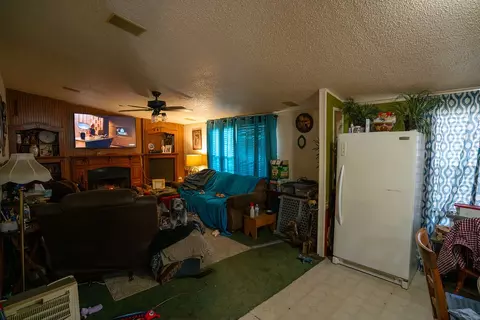 8657 Burch Ln, Bryan, TX 77808 photo 17