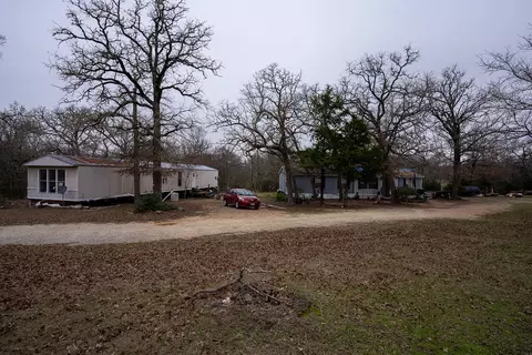 8657 Burch Ln, Bryan, TX 77808 photo 7