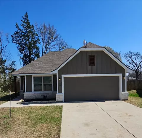 807 Meadow Brook Dr, Caldwell, TX 77836