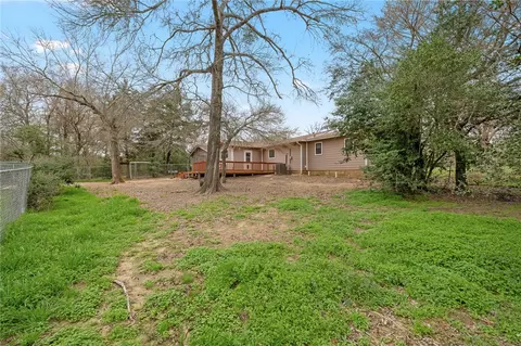 11549 Post Oak Ln, Bryan, TX 77807 photo 5