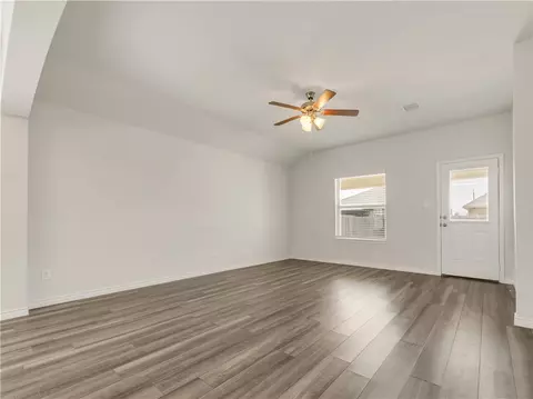 5239 Montague Loop, Bryan, TX 77807 photo 5