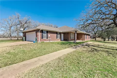 4057 Austins Xing, Bryan, TX 77808 photo 3