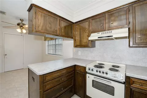 4103 Willow Oak St, Bryan, TX 77802 photo 10