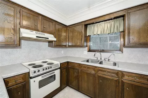 4103 Willow Oak St, Bryan, TX 77802 photo 8