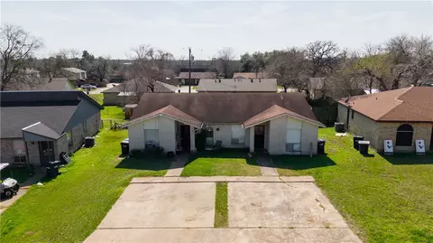 1520 Hillside Dr, College Station, TX 77845