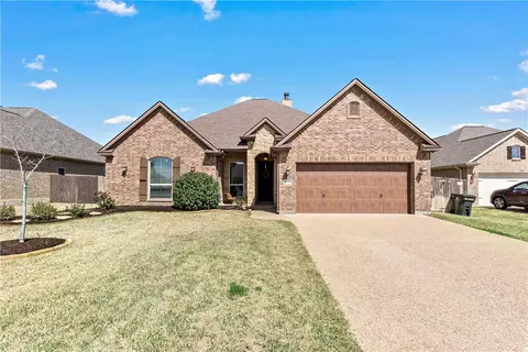 3044 Archer Cir, Bryan, TX 77808 photo 2