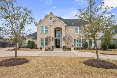 1219 Quarry Oaks Dr, College Station, TX 77845