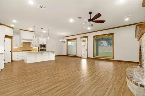 4647 S Stonecrest Ct, Bryan, TX 77808 photo 8