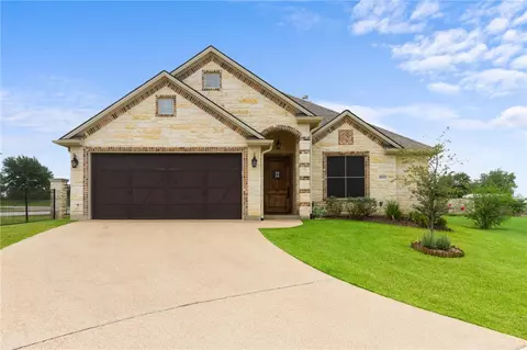 4647 S Stonecrest Ct, Bryan, TX 77808