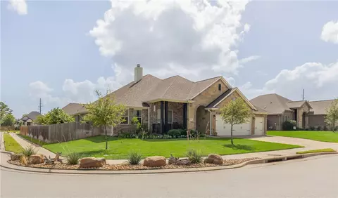 Exterior - 2934 Archer Dr, Bryan, TX 77808 photo 2 of 10