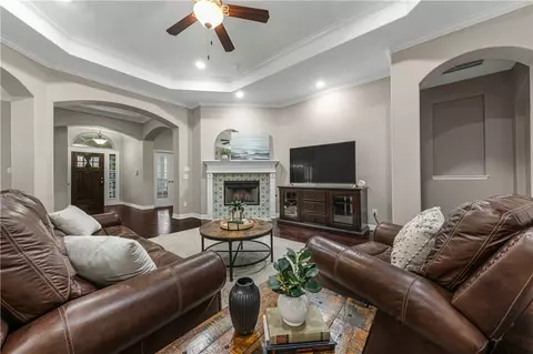 Living - 2934 Archer Dr, Bryan, TX 77808 photo 5 of 7